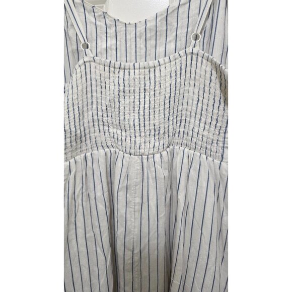 Old Navy White & Blue Striped Sleeveless Summer Dress Size L Lightweight Smocked - Picture 4 of 7